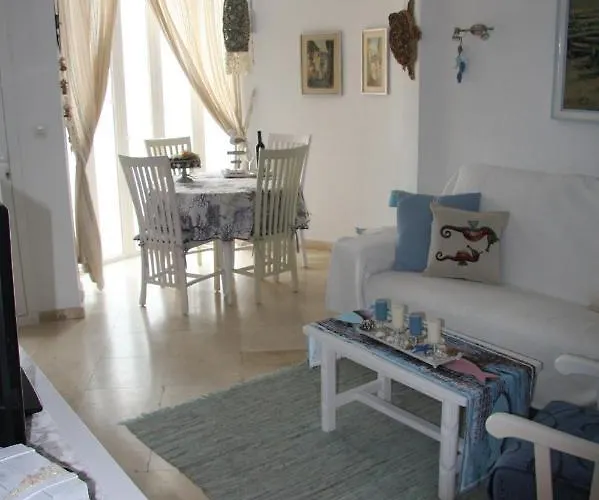 Primera Linea De Playa Con Garaje Apartment